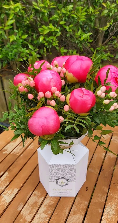 Un jour une fleur, Fleuriste à Tigery