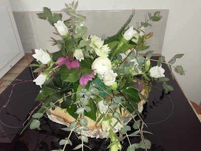 Monelle, Fleuriste à Béthune