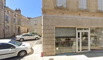 Médina Catherine, Fleuriste à Pauillac
